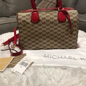 Michael Kors Mercer Duffle Bag (Medium) BRAND NEW